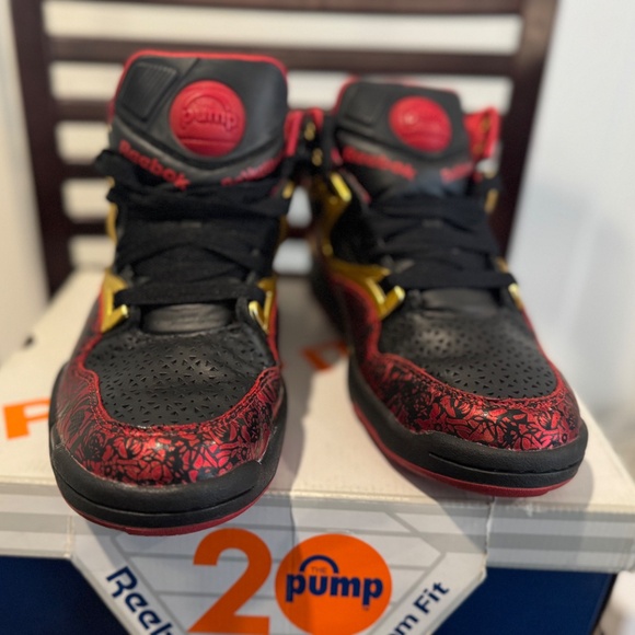 Rare Shoes ! Made for Chinese New Year ! Year of the OX ! Reebook Pump Shoes - Picture 8 of 9